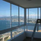 La imagen 2 de la Empresa ALUMINIOS & VIDRIOS DECOCRISTAL Vidrios y Aluminios en Viña del Mar VS