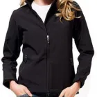 La imagen 8 de la Empresa AMARANTO STORE Ropa Corporativa Bordada en Las Condes RM