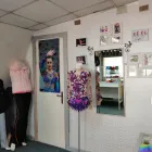 La imagen 4 de la Empresa EMIBRU Zapatillas Chicle en Temuco AR