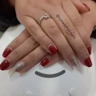 La imagen 4 de la Empresa RUNWAY HAIR AND NAILS Salón de belleza en Las Condes RM