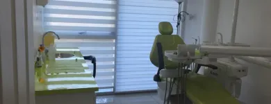 La imagen 3 de la Empresa DENTAL WHITE ODONTOLOGÍA Y ESTÉTICA Ortodoncia en Quilpué VS