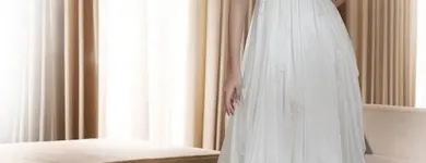 La imagen 5 de la Empresa LA CASA DE LAS NOVIAS/NOVIAS MARIA EUGENIA Zapatos de Novias en Las Condes RM