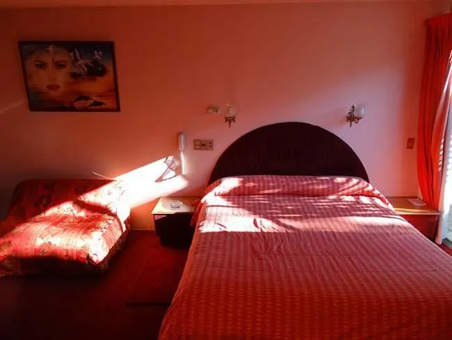 La imagen 2 de la Empresa MOTEL LA PIRÁMIDE SAN BERNARDO