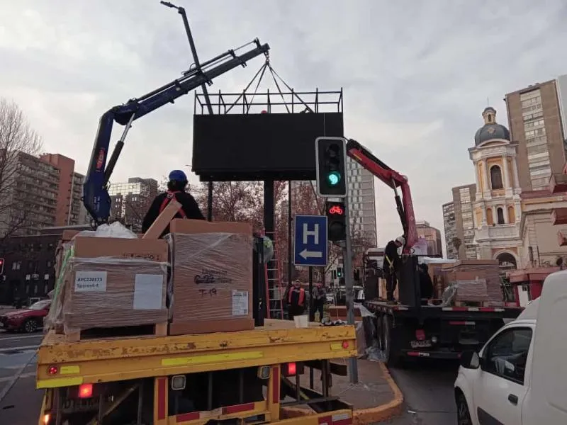 La imagen 2 de la Empresa CAMION PLUMA